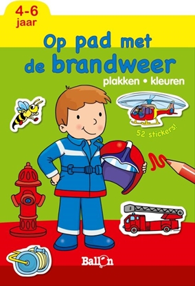 Afbeeldingen van Plakken en kleuren Op pad met de brandweer 4-6 jaar