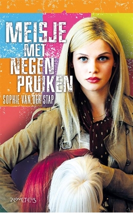 Afbeeldingen van Meisje met negen pruiken