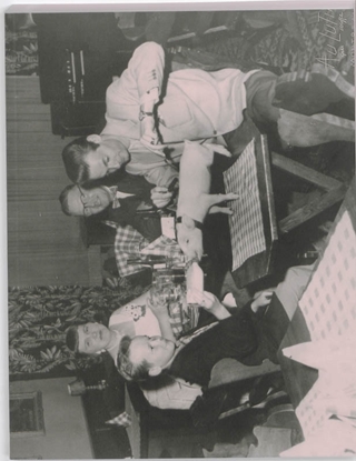 Afbeeldingen van In almost every picture