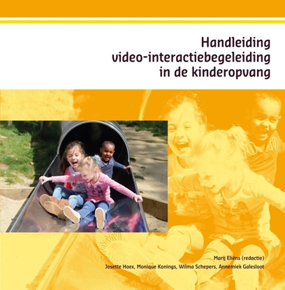 Afbeeldingen van Handleiding video-interactiebegeleiding in de kinderopvang