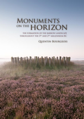 Afbeeldingen van Monuments on the horizon