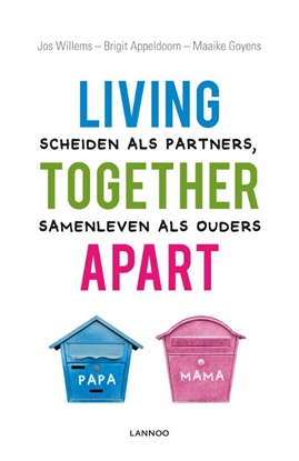 Afbeeldingen van Living together apart