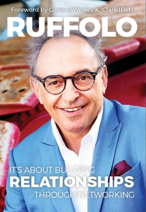 Afbeeldingen van It's about Building Relationships through Networking