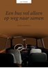 Afbeelding van Een bus vol alleen, op weg naar samen
