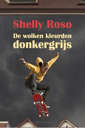 Afbeeldingen van De wolken kleurden donkergrijs