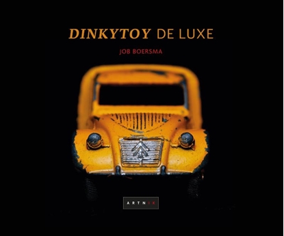 Afbeeldingen van Still levende speelgoedautootjes Dinkytoy de Luxe