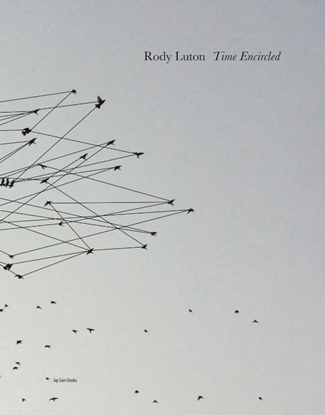 Afbeeldingen van Rody Luton. Time Encircled