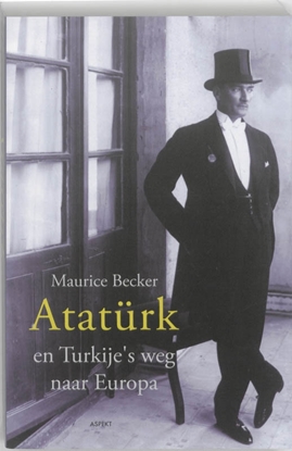 Afbeeldingen van Ataturk en Turkije's weg naar Europa