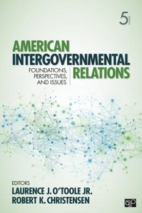 Afbeeldingen van Jr., L: American Intergovernmental Relations