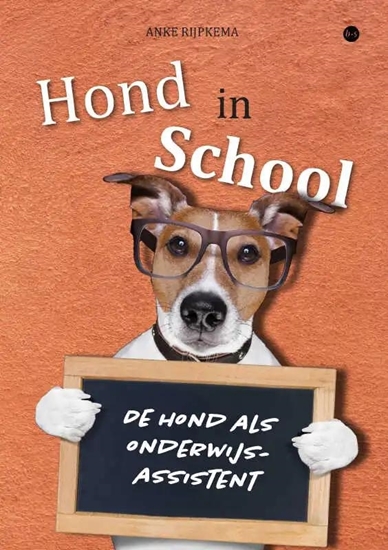 Afbeelding van Hond in school