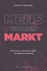Afbeelding van Mens voorbij markt