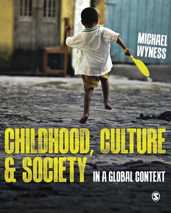 Afbeeldingen van Childhood, Culture and Society