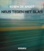 Afbeelding van Neus tegen het glas