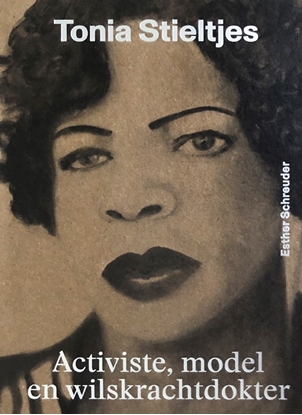 Afbeeldingen van Tonia Stieltjes - Activiste, model en wilskrachtdokter