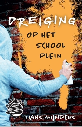 Afbeeldingen van Club Snackbar Dreiging op het schoolplein