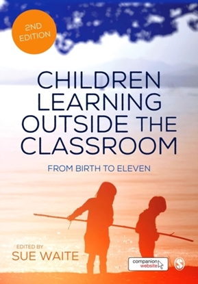 Afbeeldingen van Children Learning Outside the Classroom