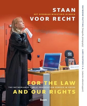 Afbeeldingen van Staan voor recht / For the law and our rights