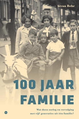 Afbeeldingen van 100 JAAR FAMILIE