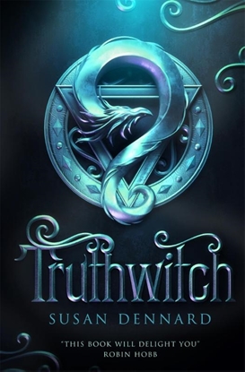 Afbeeldingen van The Witchlands Series Truthwitch