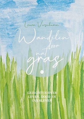 Afbeeldingen van Wandelen door nat gras