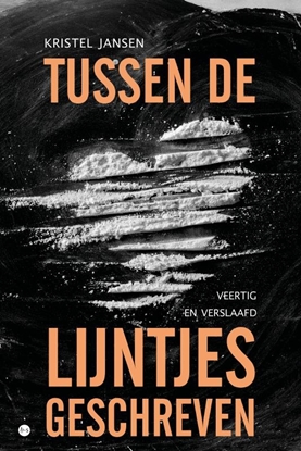 Afbeeldingen van Tussen de lijntjes geschreven