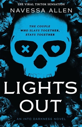 Afbeeldingen van Into Darkness Lights Out