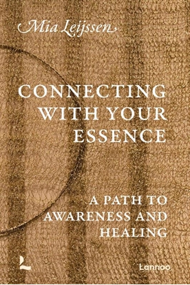 Afbeeldingen van Connecting with Your Essence
