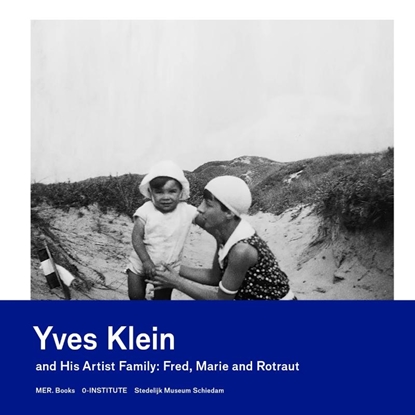 Afbeeldingen van Yves Klein and his artist family: Fred, Marie and Rotraut
