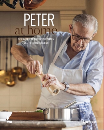 Afbeeldingen van Peter at home