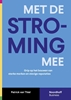 Afbeelding van Met de stroming mee