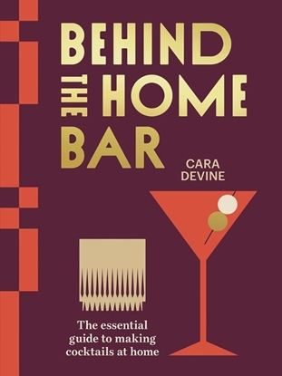 Afbeeldingen van Behind the Home Bar
