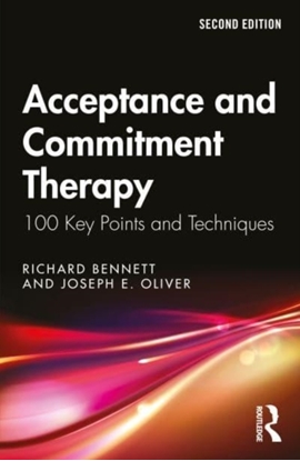 Afbeeldingen van 100 Key Points Acceptance and Commitment Therapy