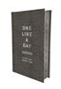 Afbeelding van One Line a Day Charcoal Canvas One Line a Day