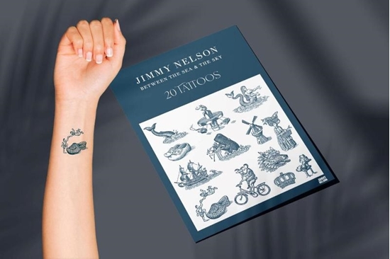 Afbeelding van Tattoos between the sea and the sky