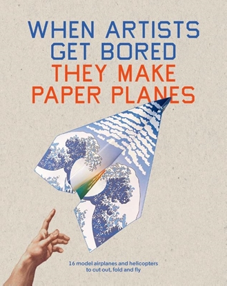 Afbeeldingen van When Artists Get Bored They Make Paper Planes
