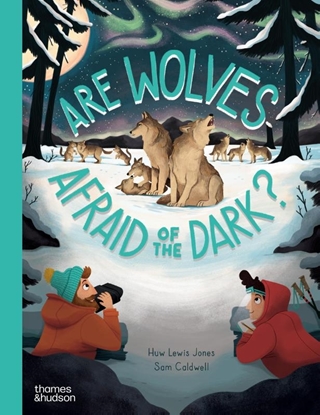 Afbeeldingen van Go Wild Are Wolves Afraid of the Dark?