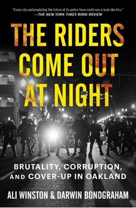 Afbeeldingen van Riders Come Out at Night